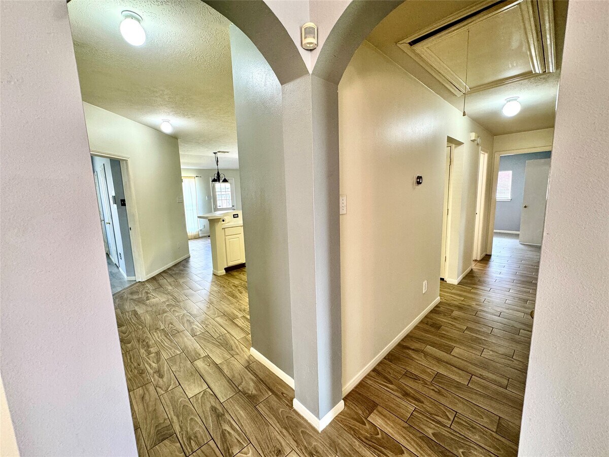 Photo - 16214 Mission Glen Dr