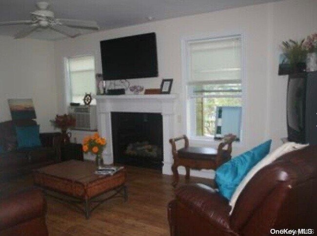 Photo - 201 Cottage Walk