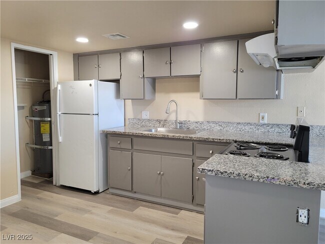 Photo - 3701 Thomas Ave Apartamento Unidad 04