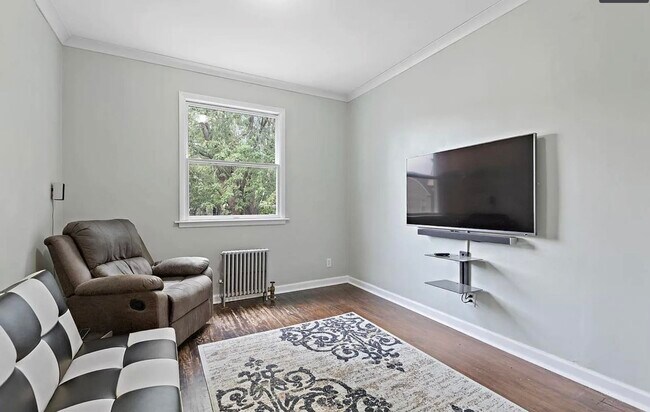 Building Photo - 3508 Palisade Ave Unit 2
