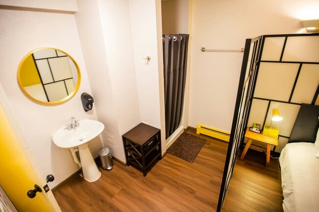 Photo - 706 E Stuart St