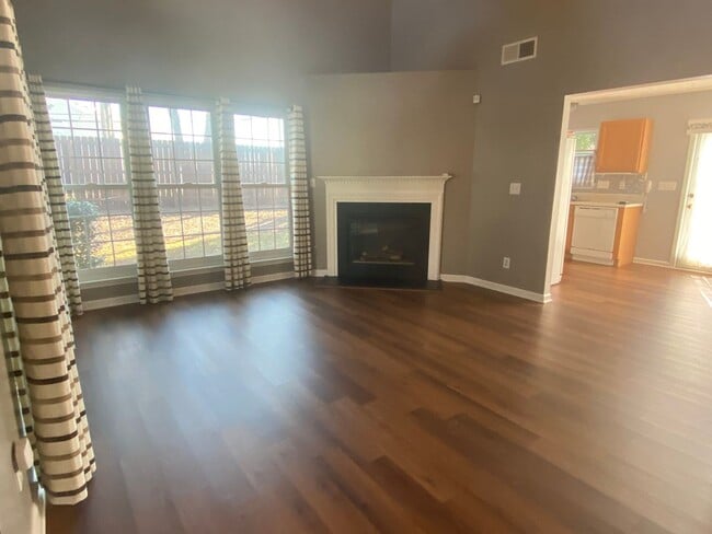 Photo - Move-in Ready!