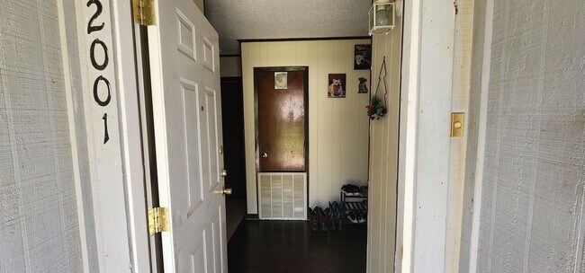 Photo - Cute Two Bedroom Home!