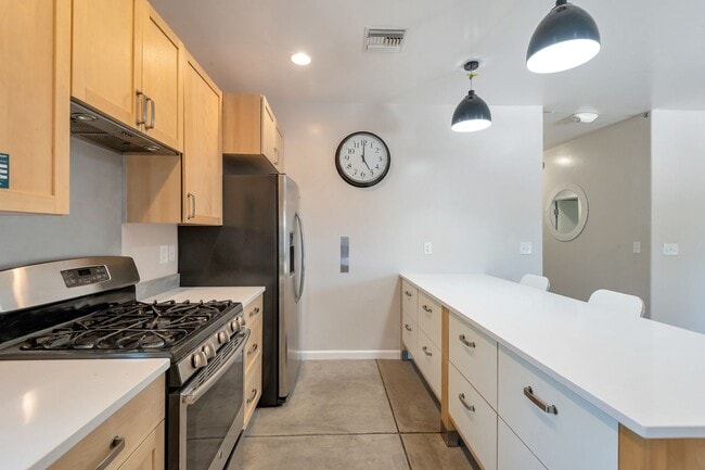 Photo - SFR Downtown-Clpose to 4th Avene