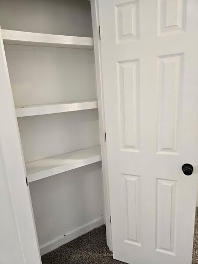 Photo - 4111 W Burbank St Unit B