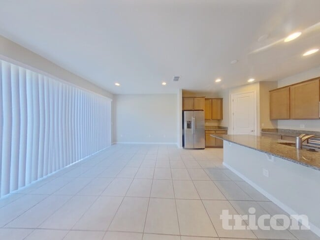 Photo - 676 Meadow Pointe Dr