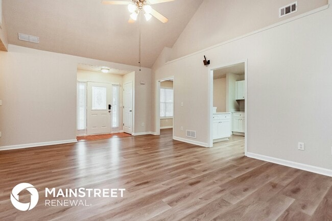 Photo - 35 Spring Valley Keep