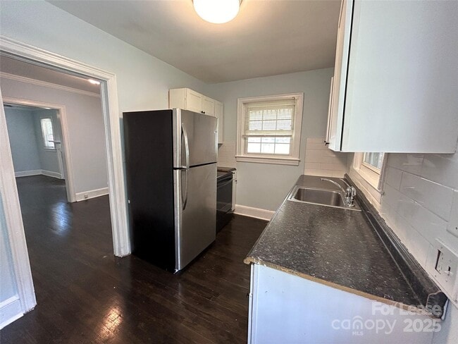 Photo - 2504 Morton St