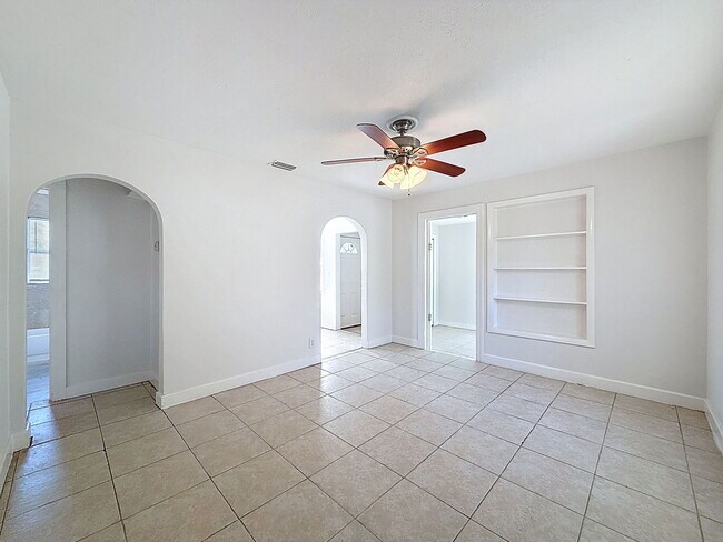 Photo - 1844 27th St S