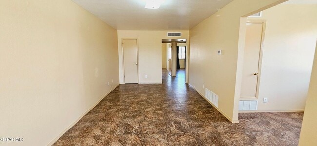 Photo - 3903 Van Buren Ave