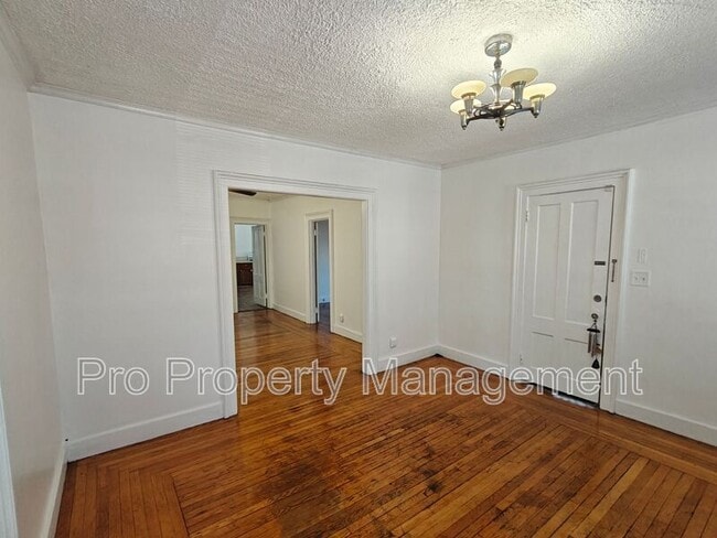 Photo - 98 Gilbert Ave