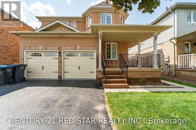 Photo - 32 Gold Park Pl