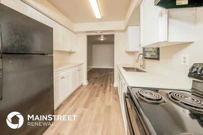 Photo - 586 Udell Ln