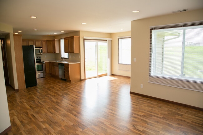 Photo - 8200 Old Highway Rd