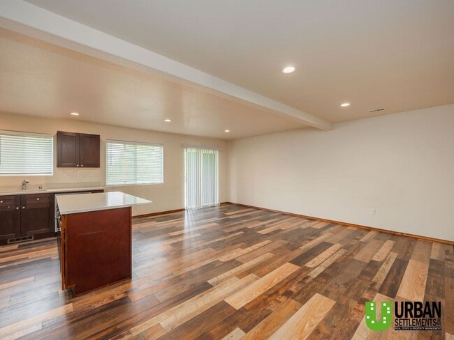 Photo - 5517-5519 E 14th Ave Unit 5517