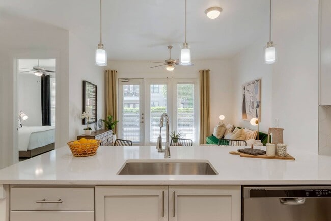 Photo - Allure at Southpark