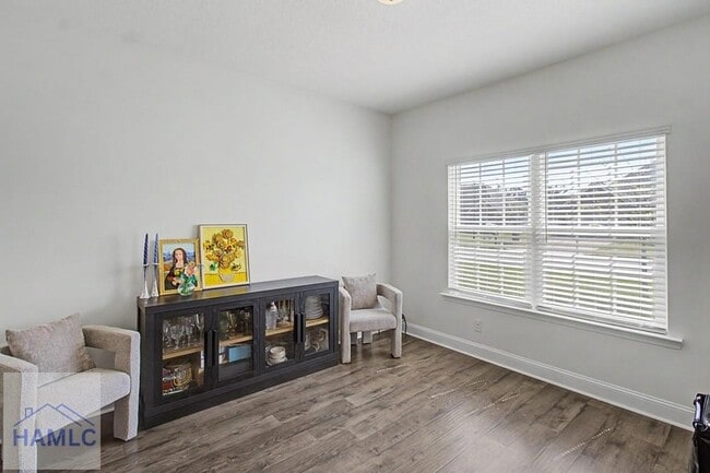 Photo - 906 Rachel Ln