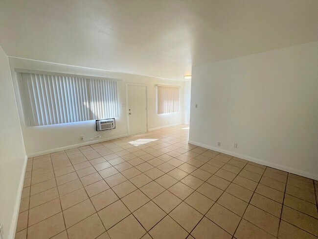 Photo - 217sespe Unit B