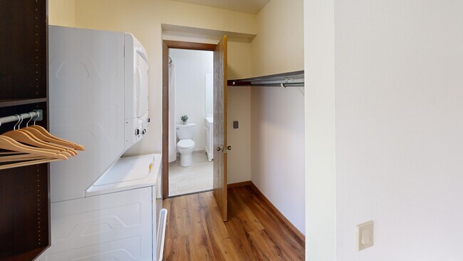 Photo - High Point Commons Apartments