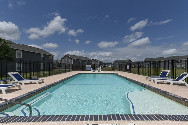 Sparkling Swimming Pool at Rancho de Luna