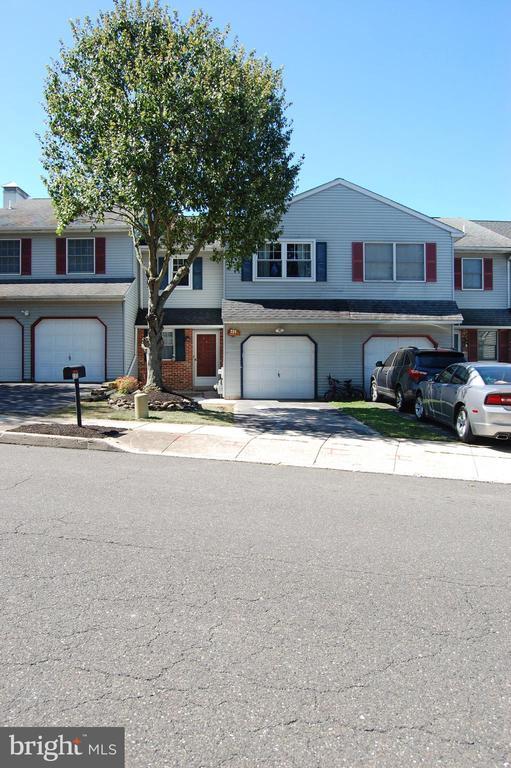 Building Photo - 131 Red Haven Dr Rental