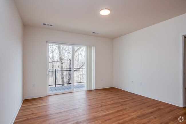 3BR, 2BA - 1,237SF - Livingroom - The Preserve