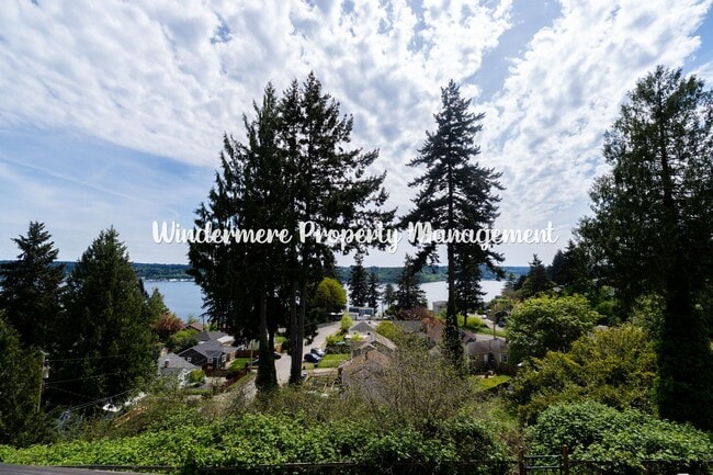 Photo - Amazing views, single story, convenient location!