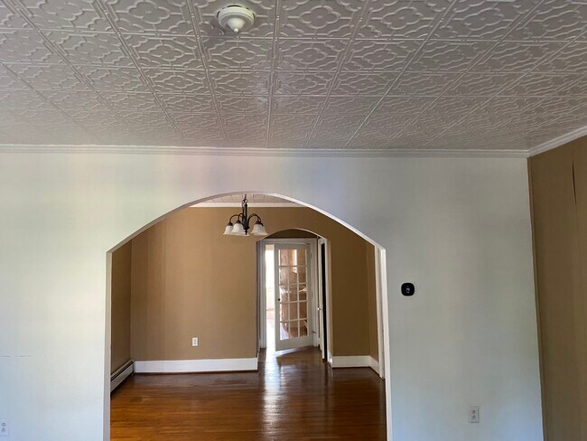 60 George St Unit 1