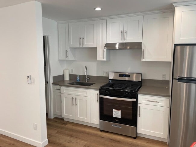 Photo - 5550 Sierra Vista Ave