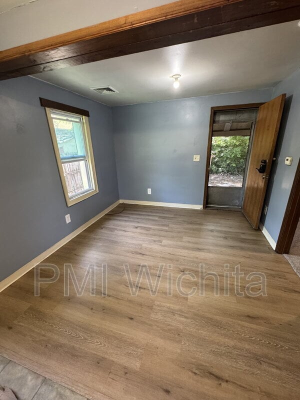 Photo - 1939 N Fairview Ave