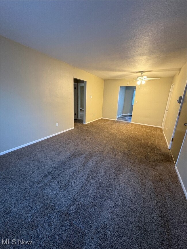 Photo - 66 Washington Blvd Unidad 3