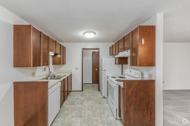 2BR, 1BA - 1,024 - Kitchen