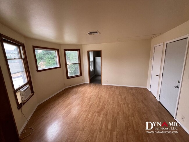 Photo - 233 S Duluth Ave Unit Apt. 3