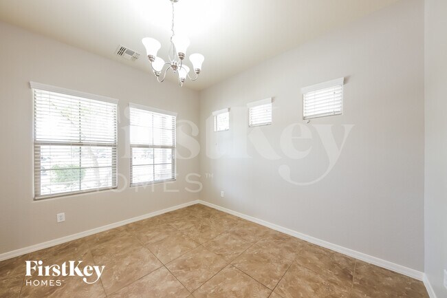 Photo - 11028 E Silver Springs Ave