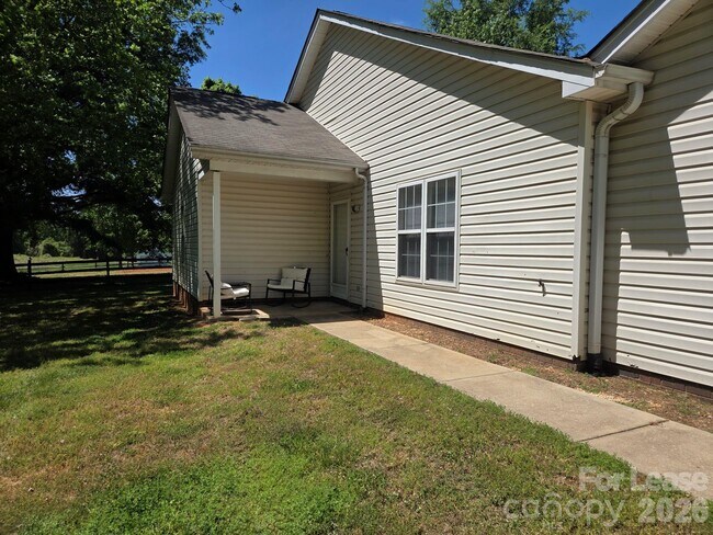 Photo - 111 Clodfelter Rd