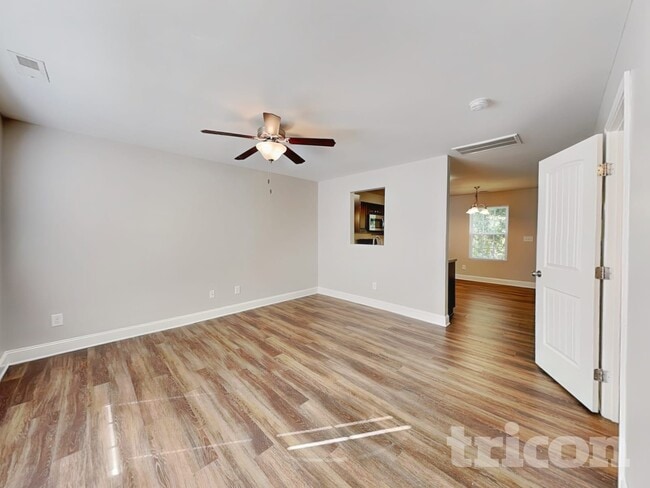 Photo - 239 Morning Dew Dr