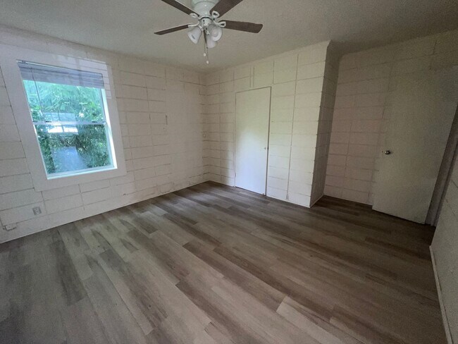 408 29th Pl Unit C