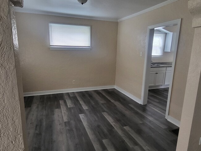Photo - 1104 Monongahela Blvd