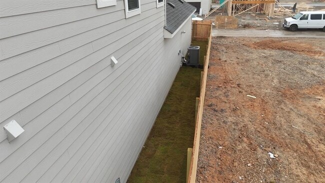 Photo - 140 Hartson Dr