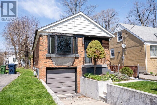 Photo - 170 Bogert Ave