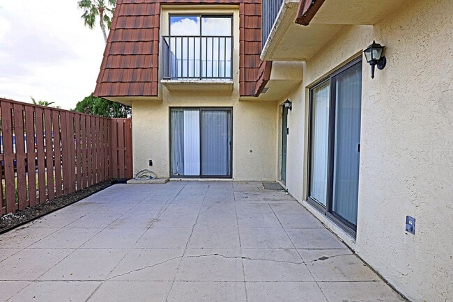 Photo - 5219 Cedarbend Dr Unit 5219-4 Cedarbend Dr.