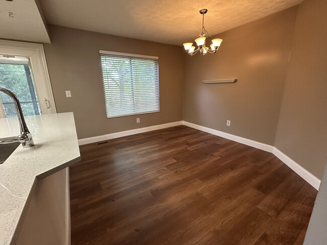 Photo - 7043 Muirfield Dr