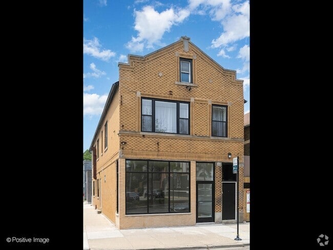 Building Photo - 846 N Ashland Ave Unit 1R Rental