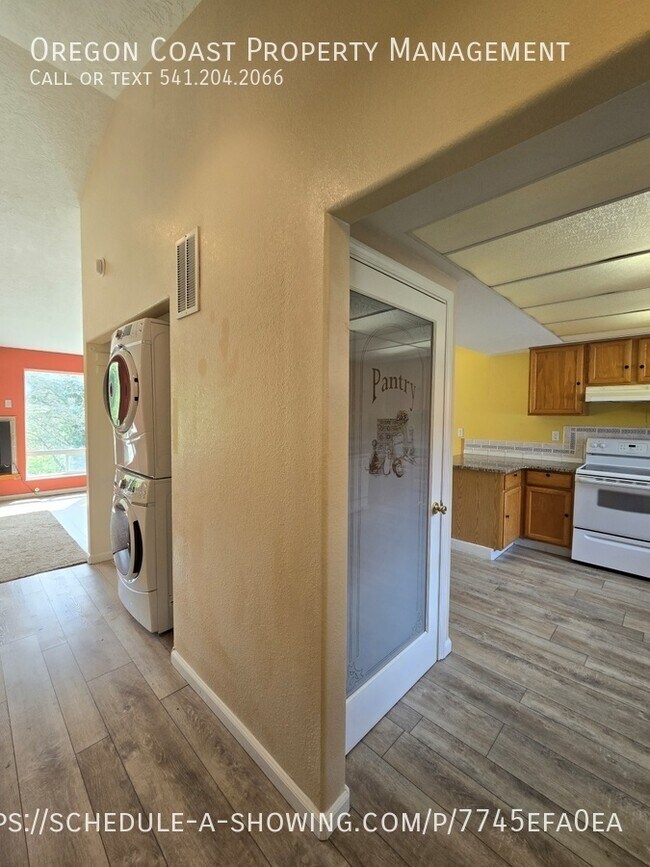 Photo - 2bed/2.5bath home w/bonus space