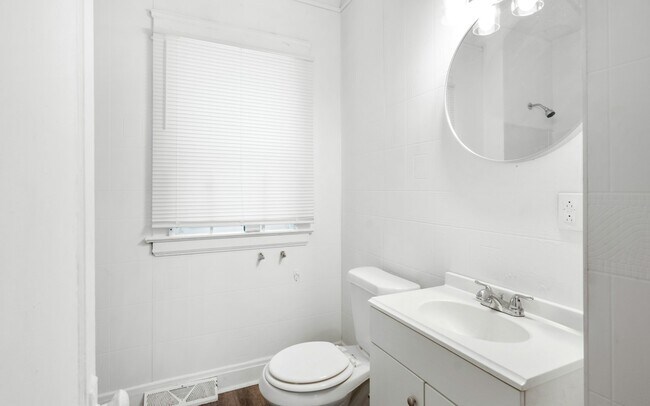 Photo - 3439 E 110th St