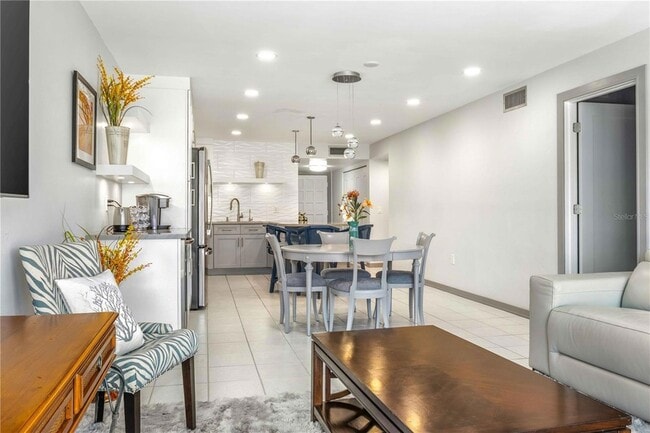 Photo - 105 Island Way Unit 142