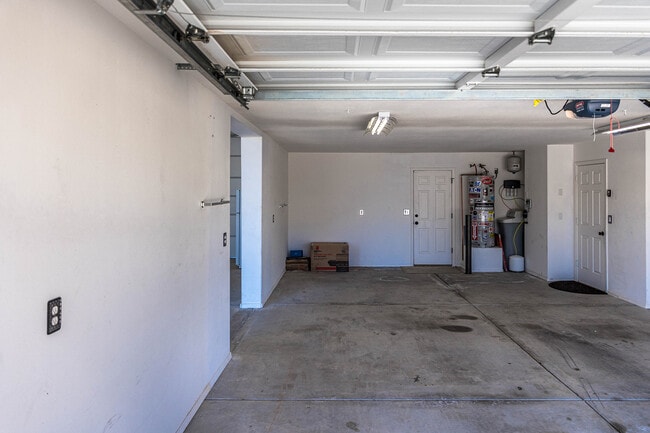 Photo - 3361 Date Row Dr