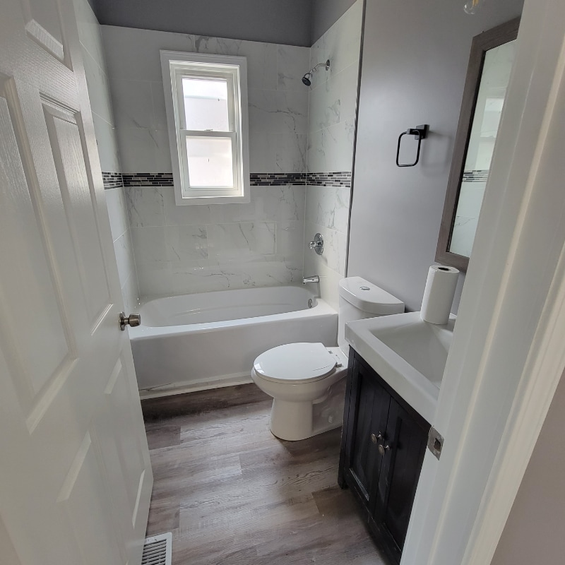 Photo - 2443 New St Unit 1