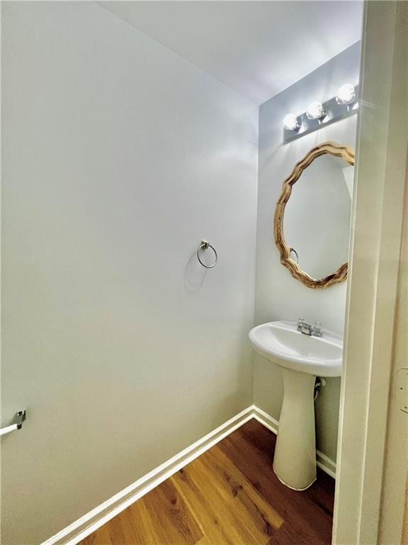 Photo - 725 Crestwell Cir