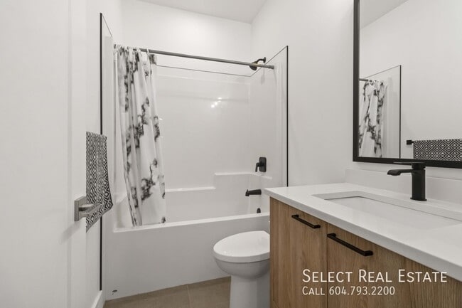 Photo - 63886 Beech AvenueA Unit A